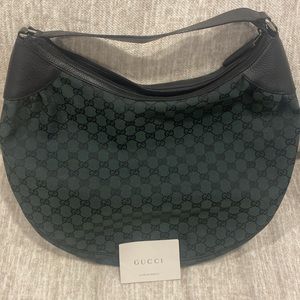 Worn one time, dark green and black, authentic Gucci shoulder bag